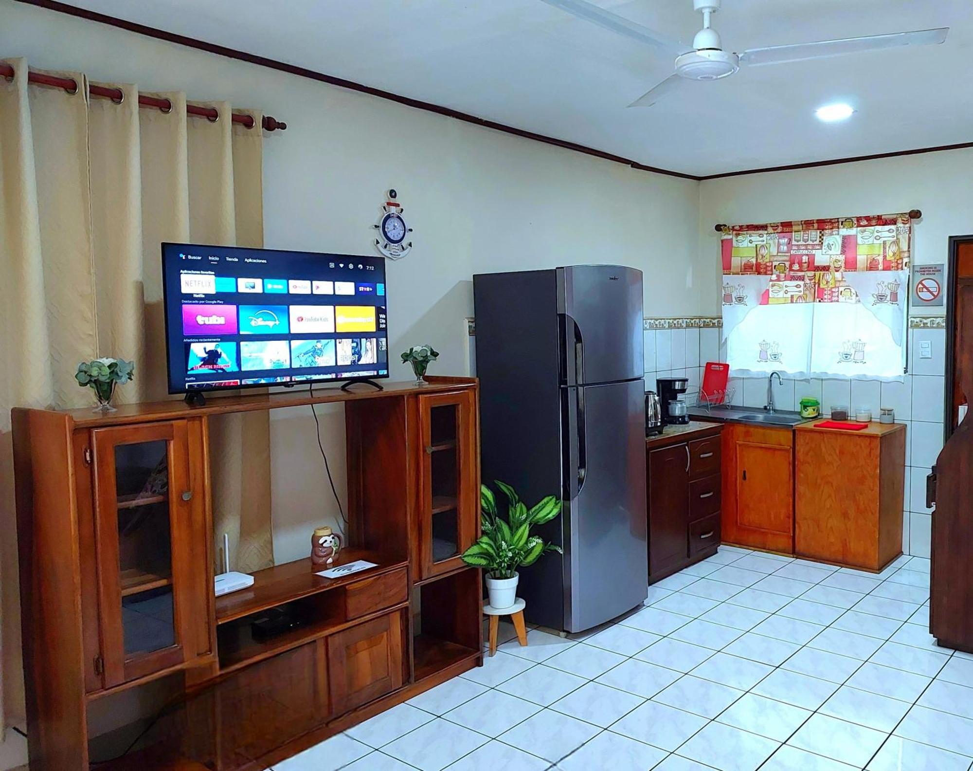 Casa Equipada En El Centro De Puntarenas Villa Екстериор снимка