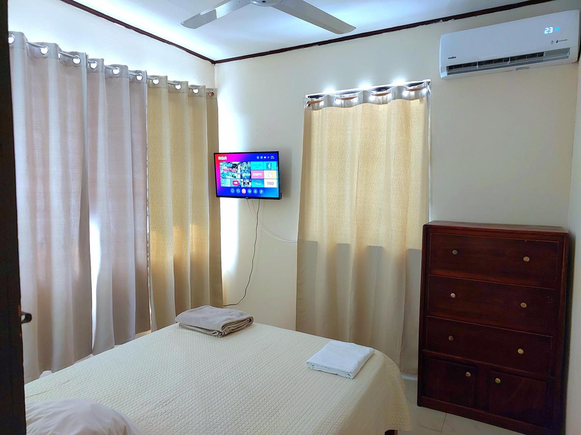 Casa Equipada En El Centro De Puntarenas Villa Екстериор снимка