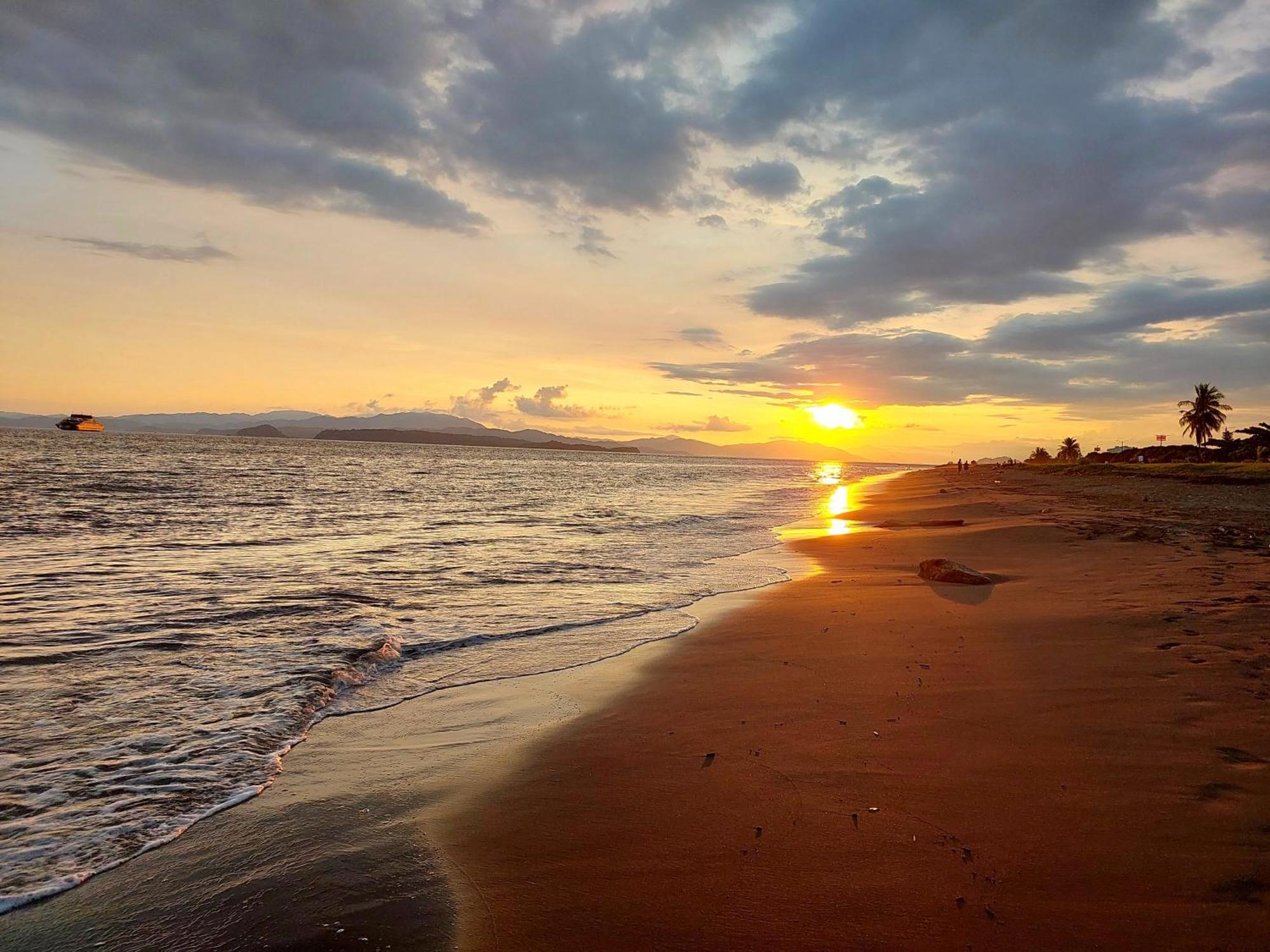 Casa Equipada En El Centro De Puntarenas Villa Екстериор снимка